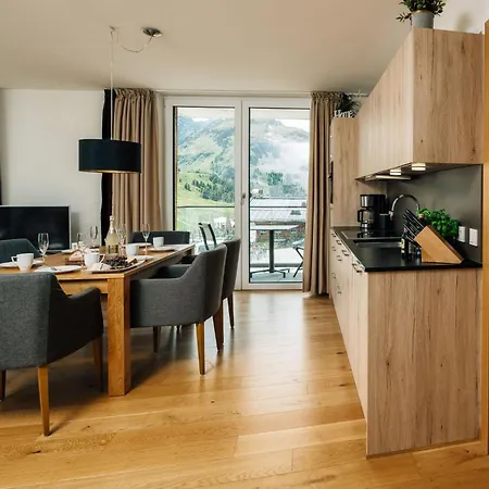 Alpensuites דירה