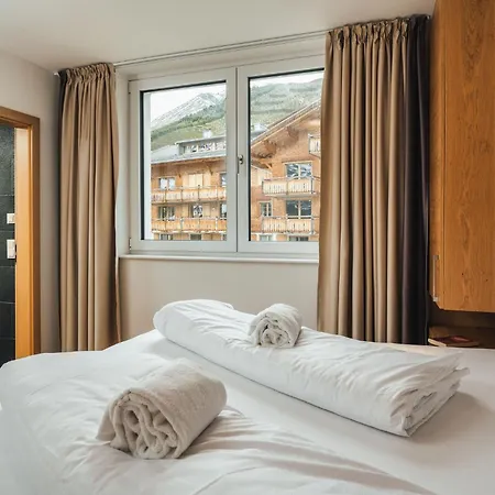 Alpensuites דירה *