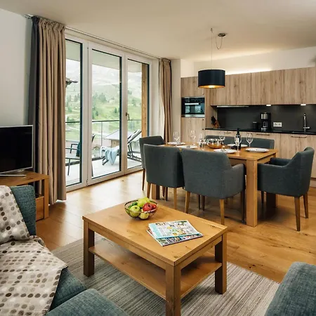 Alpensuites *