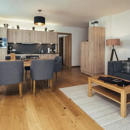 Апартаменты Alpensuites *